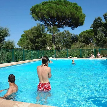 Village De Campagne Comfortable Hébergement de vacances